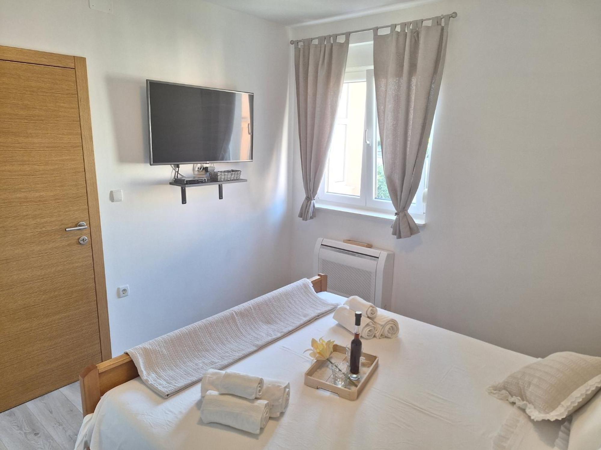 Apartman Laura M Водице Екстер'єр фото